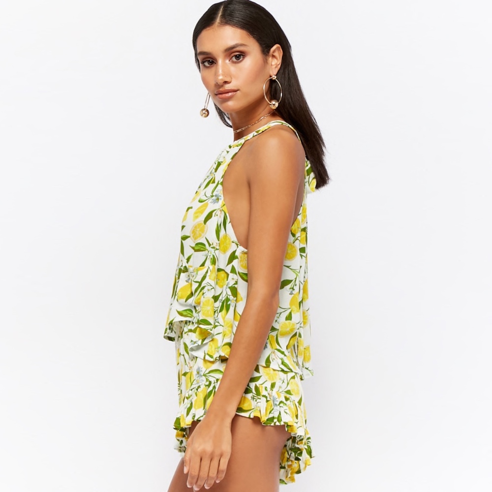 Amale Lemon Ruffle Shorts - Picture 5 of 7